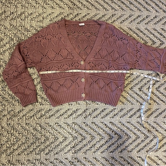 NWOT Lascana Pearl Button Crochet Cardigan Sweater in Mauve size 8-10 - Picture 14 of 16
